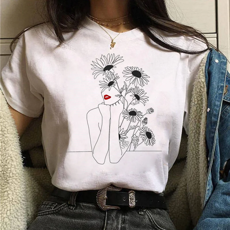 New woman T shirt fashion short sleeve shirt Harajuku Graphic TShirt