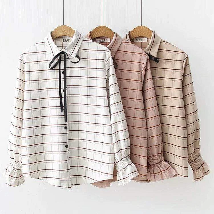 Women's Kawaii Contrast Color Flare Sleeved Plaid Shirts