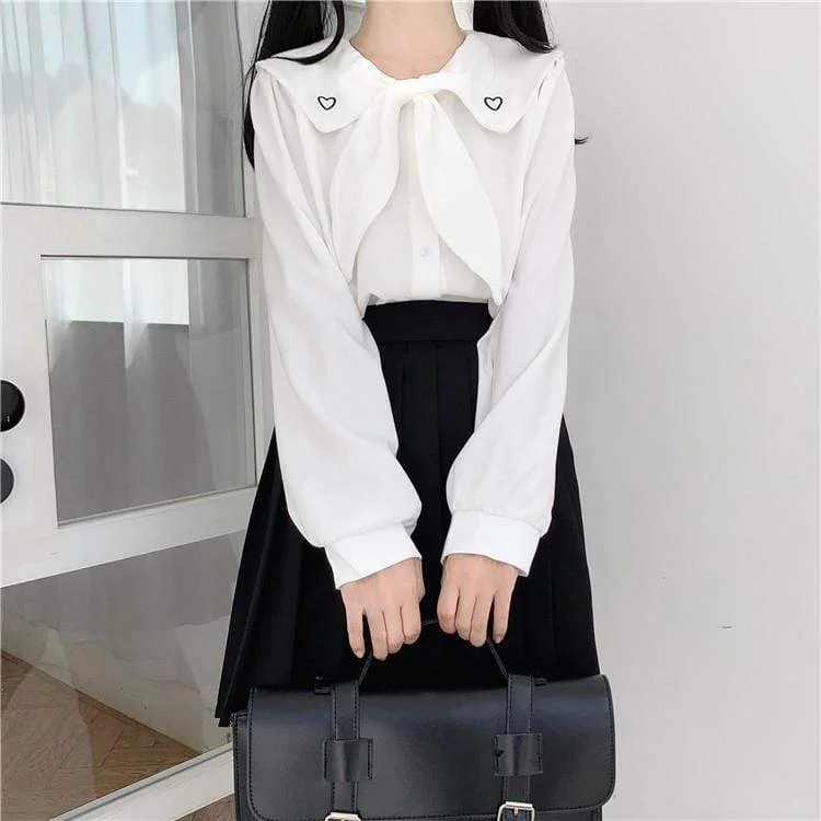 Women's Sweet Heart Peter Pan Collar Shirts With Bunny Ear Tie