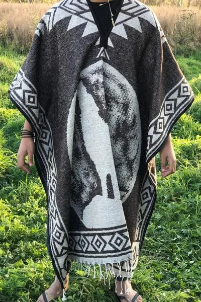 Mexican Blanket Poncho - Howling Wolf