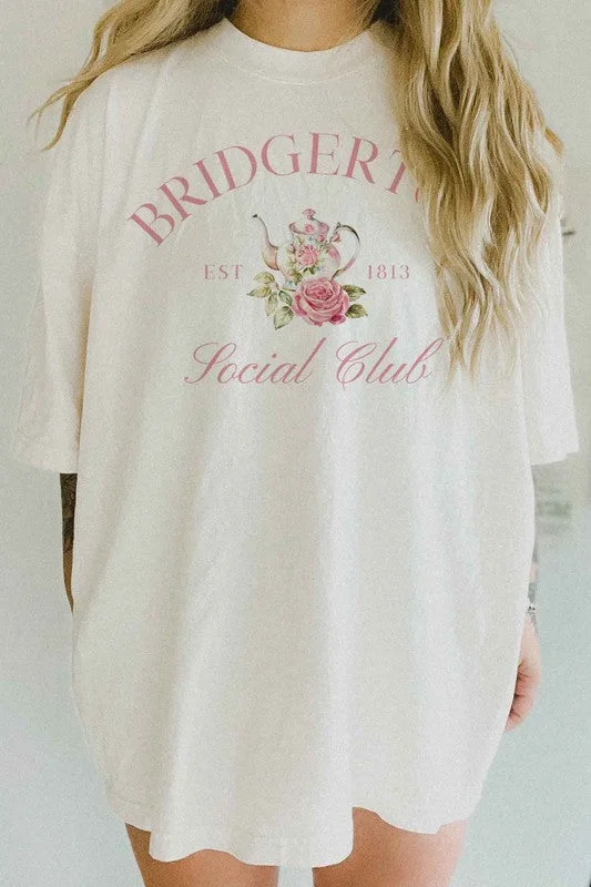 BRIDGERTON SOCIAL CLUB OVERSIZED GRAPHIC TEE