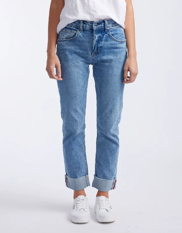 Mila Straight Leg Jean - Mid Wash