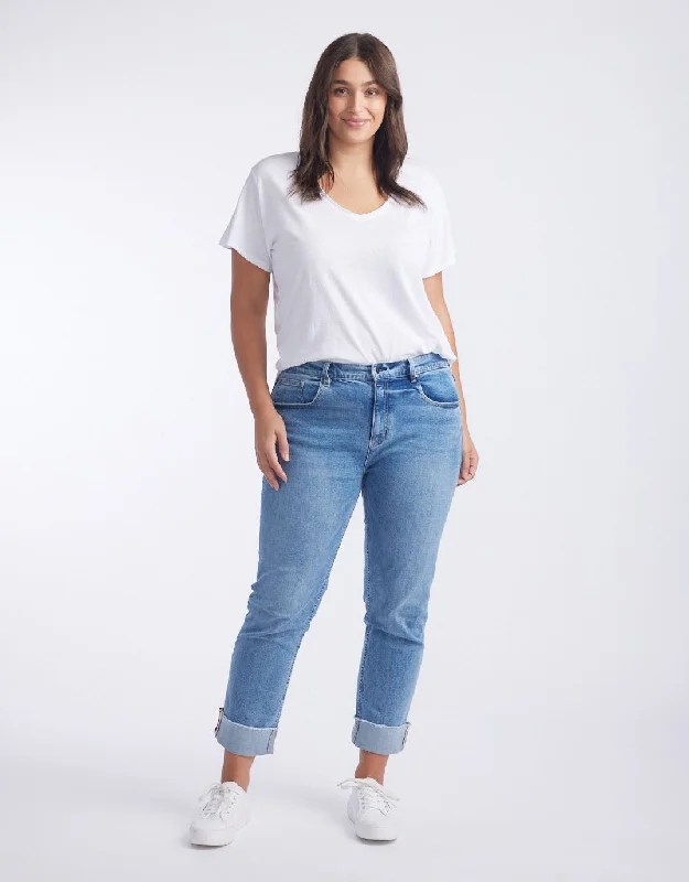 Mila Straight Leg Jean - Mid Wash